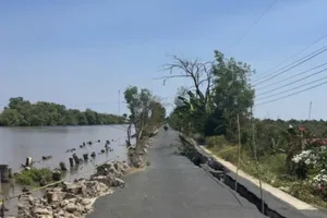 Cà Mau: Lại xảy ra sụt lún đường giao thông giữa mùa khô