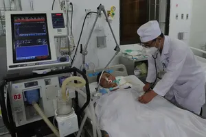 Cà Mau: 1 người tử vong nghi bị ngộ độc rượu