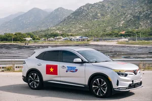 Đổi xăng sang điện, chủ xe VF 8 thấy quyết định đúng đắn sau khoảnh khắc sinh tử