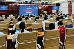 Toàn cảnh Diễn đàn Sử dụng năng lượng tiết kiệm, hiệu quả