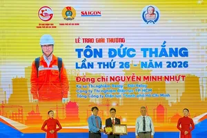Kỹ sư Nguyễn Minh Nhựt được vinh danh tại Lễ trao giải thưởng Tôn Đức Thắng năm 2026 (ẢNH: VIỆT HOA)