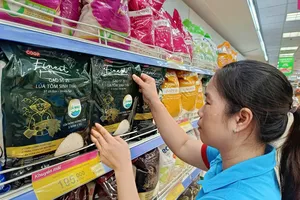 Hàng nhãn riêng có giá thấp hơn 20% so với sản phẩm cùng loại (MINH LAN)