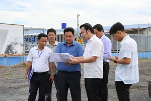 Lãnh đạo Sở Công thương tỉnh Tây Ninh khảo sát thực tế vị trí đầu tư Cụm công nghiệp Tân Ninh (ẢNH: SỞ CÔNG THƯƠNG TỈNH TÂY NINH)