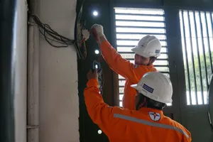 Người dân cần xác định vị trí CB tổng, các ổ cắm điện, thiết bị điện khi lắp đặt để hạn chế rủi ro (ẢNH: VIỆT HOA)