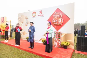 Người dân Nghệ An lần đầu trải nghiệm sự kiện “Chung vị Tết Việt -Gắn kết muôn miền”