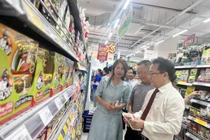 Kích Cầu, bình ổn giá để giữ đà tăng sức mua