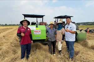 Thị trường máy cuộn rơm phát triển mạnh do nhu cầu tăng cao