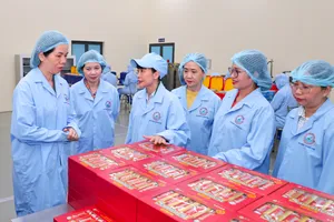 Đoàn công tác Trung ương Hội LHPN Việt Nam thăm và làm việc tại Yến Sào Khánh Hòa