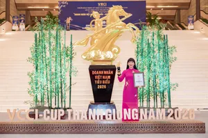 Chủ tịch HĐTV Công ty Yến sào Khánh Hòa nhận danh hiệu “Doanh nhân Việt Nam tiêu biểu - Cúp Thánh Gióng” năm 2026