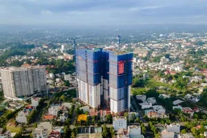 Chung cư ngày càng được người dân Bình Dương ưa chuộng bởi những lợi thế vượt trội của loại hình nhà ở này. Ảnh: C-Holdings