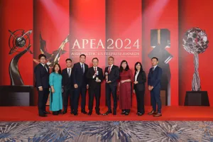 Liên tiếp 4 năm, Dai-ichi Life Việt Nam đạt hai giải thưởng lớn APEA