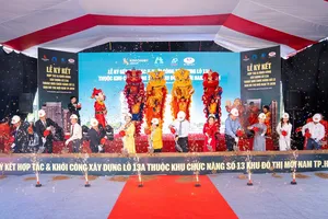 Toàn cảnh nghi thức khởi công xây dựng hệ thống hạ tầng kỹ thuật tại Lô 13A thuộc khu chức năng số 13 khu đô thị mới Nam TPHCM