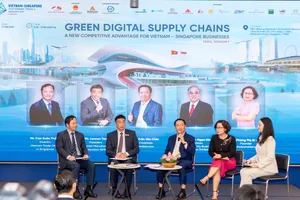 Các đại biểu chia sẻ cơ hội hợp tác giao thương giữa doanh nghiệp Việt Nam và Singapore