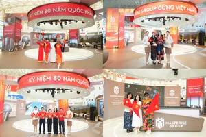 Ngập tràn sắc đỏ tự hào tại không gian trưng bày của Masterise Group