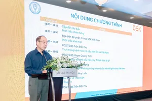 PGS.TS.BS. Trần Đắc Phu, Phó chủ tịch Hội Y học Dự phòng Việt Nam chia sẻ tại Hội thảo