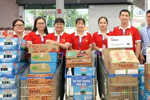 Cán bộ - Nhân viên Saigon Co.op chung tay quyên góp hướng về đồng bào