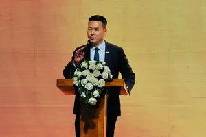 Ông Phương Tiến Minh, Tổng Giám đốc FWD Việt Nam phát biểu tại lễ ra mắt sản phẩm mới