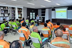 Cán bộ, nhân viên VWS tham gia lớp tập huấn an toàn lao động định kỳ tại Khu liên hợp xử lý chất thải Đa Phước