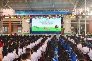 Không khí hào hứng của học sinh các khối trường Tiểu học Bình Hoà