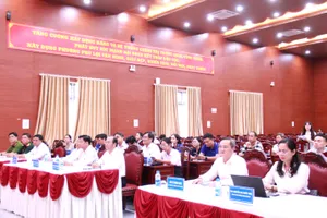 Quang cảnh hội nghị tại UBND phường Phú Lợi