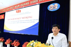 Ông Nguyễn Hữu Nghĩa, Bí thư Đảng ủy, Chủ tịch Hội đồng Thành viên SATRA phát biểu tại Hội nghị