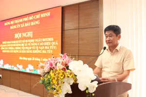 Ông Nguyễn Phú Cường - Bí thư Đảng ủy, Chủ tịch HĐND xã Bàu Bàng, Trưởng Ban Chỉ đạo 26 xây dựng xã không ma túy phát biểu chỉ đạo tại Hội nghị triển khai Nghị quyết số 10-NQ/ĐU về nâng cao hiệu quả công tác phòng, chống tội phạm về tệ nạn ma túy; phấn đấu xây dựng xã Bàu Bàng không ma túy