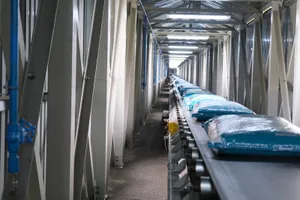 Hệ thống băng tải được lắp đặt tại khu vực Nhà máy NPK Phú Mỹ