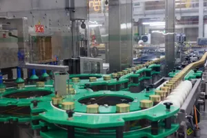 Dây chuyền đóng gói cà phê hiện đại trong hệ thống sản xuất của Tập đoàn Nestlé