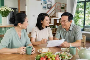 Sự quan tâm có thể bắt đầu từ một khoản để dành, để cha mẹ chủ động hơn với lựa chọn của mình