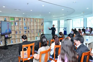 HOSE tăng cường phổ biến kiến thức về thị trường chứng khoán đến nhà đầu tư và công chúng