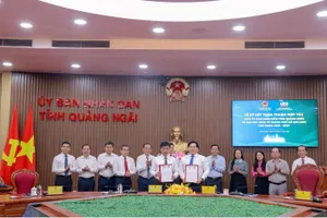 UBND tỉnh Quảng Ngãi và UEH ký kết thỏa thuận hợp tác giai đoạn 2026–2030, mở rộng phối hợp trong đào tạo, nghiên cứu, tư vấn chính sách, đổi mới sáng tạo và chuyển đổi số, 02-7-2026 - Ảnh: UEH