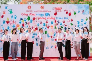 Acecook Việt Nam đồng hành cùng Cục Quản lý đê điều và Phòng chống thiên tai triển khai chuỗi hoạt động tuyên truyền, giáo dục kiến thức cho cộng đồng