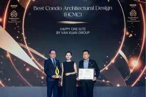 Đại diện Vạn Xuân Group tự hào đón nhận các giải thưởng danh giá trong chuỗi sự kiện vinh danh năm 2026