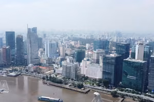 位于胡志明市越南国际金融中心涵盖西贡坊、滨城坊及安庆坊守添都市区。图自越通社