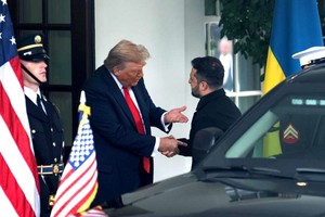 美国总统唐纳德·特朗普2025年8月在白宫会见乌克兰总统弗拉基米尔·泽连斯基。图：新华社