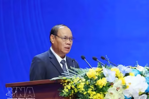 老挝人民革命党中央政治局委员、中央书记处常务书记维莱·拉坎丰 图自越通社