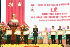 Trao tặng, truy tặng danh hiệu Anh hùng Lực lượng vũ trang nhân dân đến 7 cá nhân tiêu biểu