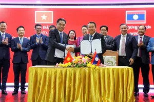 TPHCM và tỉnh Savannakhet ký Bản ghi nhớ hợp tác giai đoạn 2026-2030