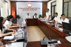 Hội nghị lắng nghe hướng dẫn công tác chuẩn bị tiếp xúc cử tri