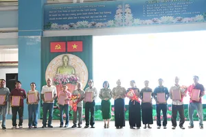 Cấp mã QR để người dân tự chấm điểm xây dựng khu dân cư