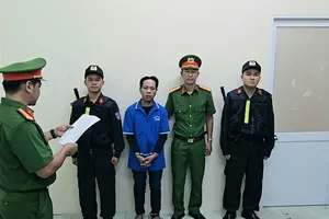 Bắt nghi phạm giết người, giấu xác trong bao tải