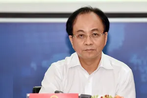 Phó Chủ nhiệm Văn phòng Chính phủ Lê Mạnh Hà phát biểu tại cuộc họp báo