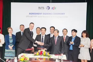 Đại diện FPT, UTS và UET ký thỏa thuận hợp tác trong việc đào tạo nguồn nhân lực chất lượng cao