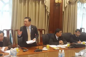 Ông Lưu Bình Nhưỡng phát biểu tại hội thảo