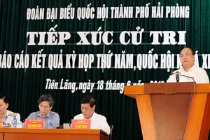 Thủ tướng Nguyễn Xuân Phúc: Xử lý nghiêm hành vi lợi dụng tình hình, kích động người dân