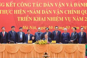 Ký kết kế hoạch phối hợp thực hiện Năm dân vận chính quyền 2019 