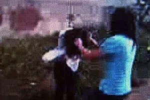 Xử nghiêm nhóm học sinh lột quần áo, đánh hội đồng một nữ sinh