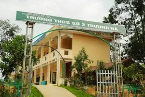 Trường THCS số 2 Thượng Hà nơi giáo viên Nguyễn V.A công tác 