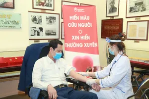 Hiến máu tình nguyện