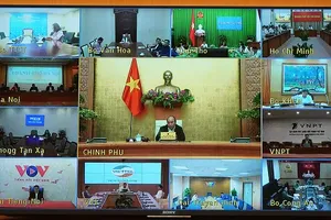 Thủ tướng Nguyễn Xuân Phúc chủ trì cuộc họp Thường trực Chính phủ về phòng chống dịch Covid-19